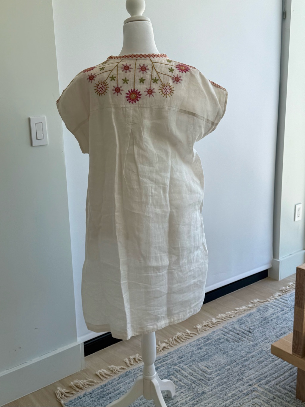 Johnny Was Embroidered Ivory Tunic Dress Butterfly Floral Boho Medium Size — image 2 of 3